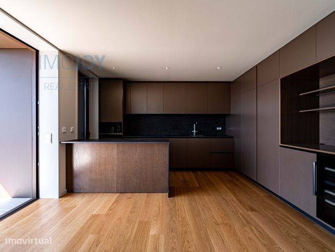 Fantástica Penthouse T3 Duplex no The Yard-13