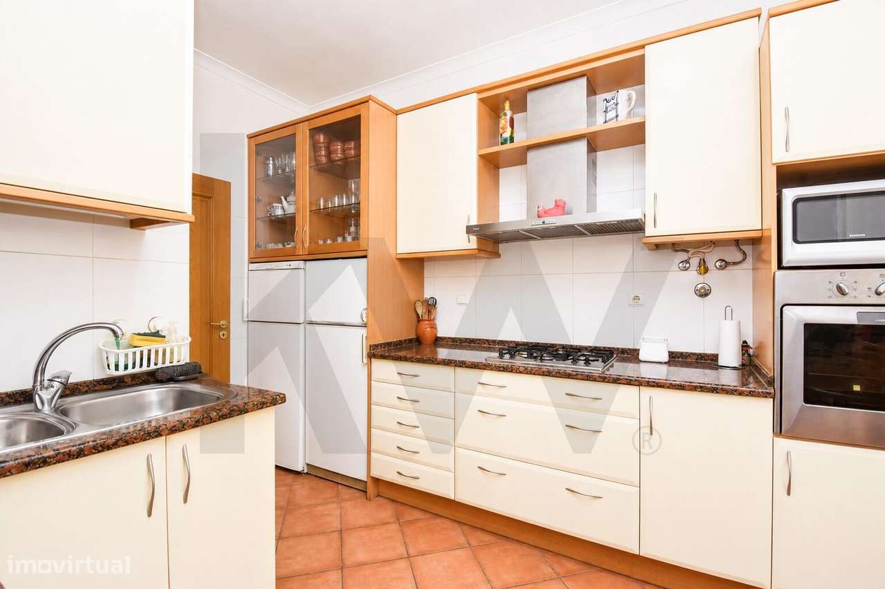 T4 com acesso a espaço exterior | Rua da Bombarda, Lisboa-28