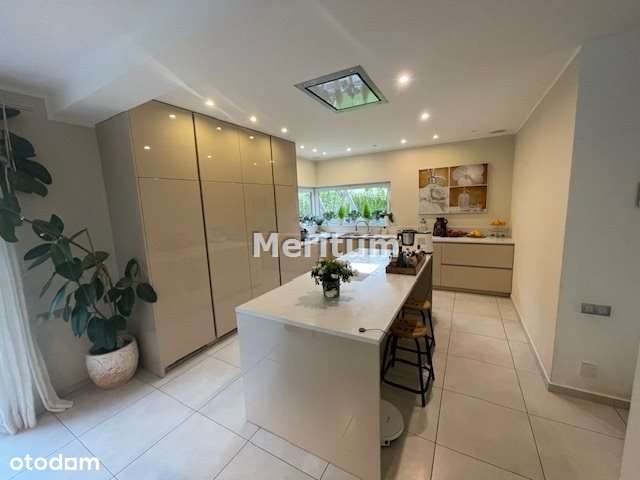 Dom wolnostojacy 5 pokoi garaż na 2 auta-16