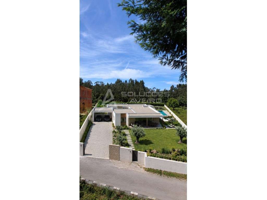 TERRENO COM POTENCIAL URBANIZÁVEL EM ESPINHEL ÁGUEDA-0