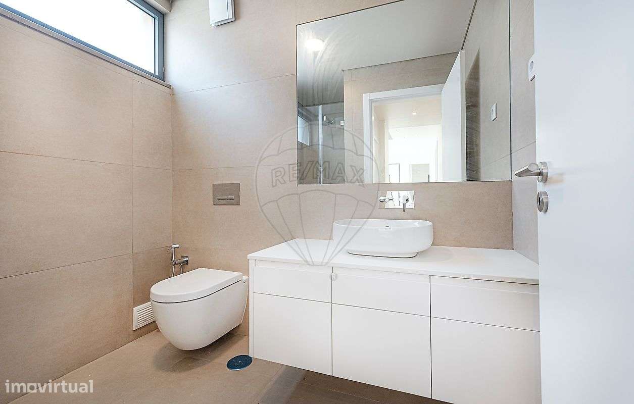 Moradia T4 para venda-8