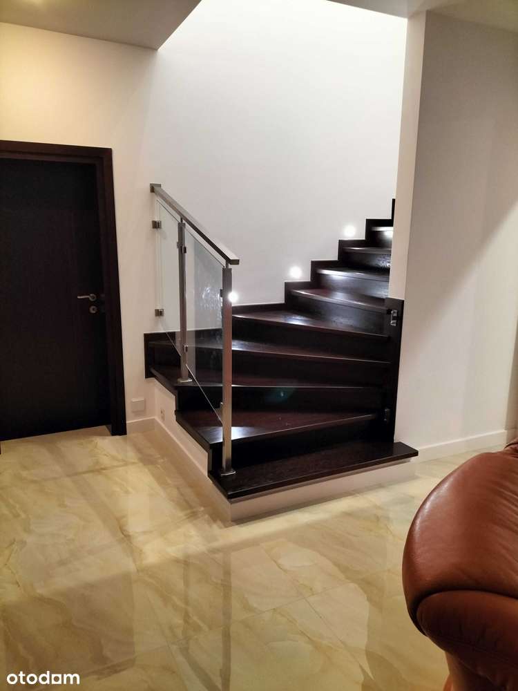 Luksusowy dom w Magdalence – 4 sypialnie, 3 balkony, widok na las - Pełny obrazek: 3/16