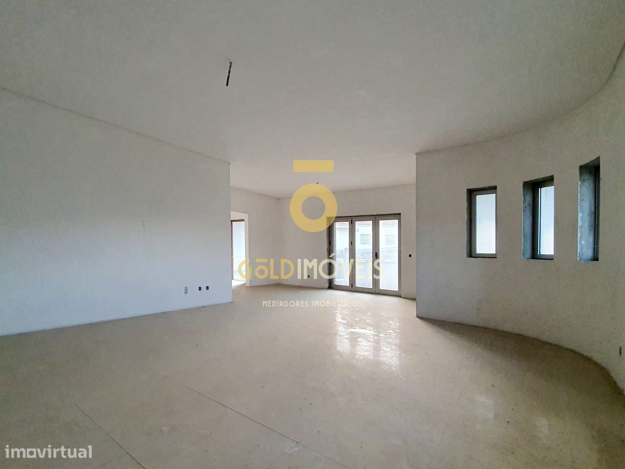 Terreno Para Construção  Venda em Figueiró (Santiago e Santa Cristina) - Grande imagem: 2/25