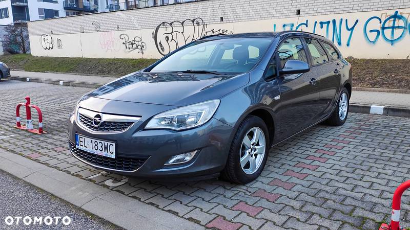 Opel Astra IV 1.6 Cosmo - 3