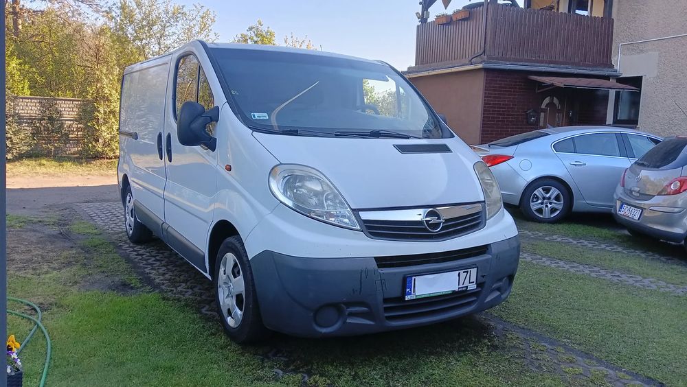 Opel Vivaro 2011