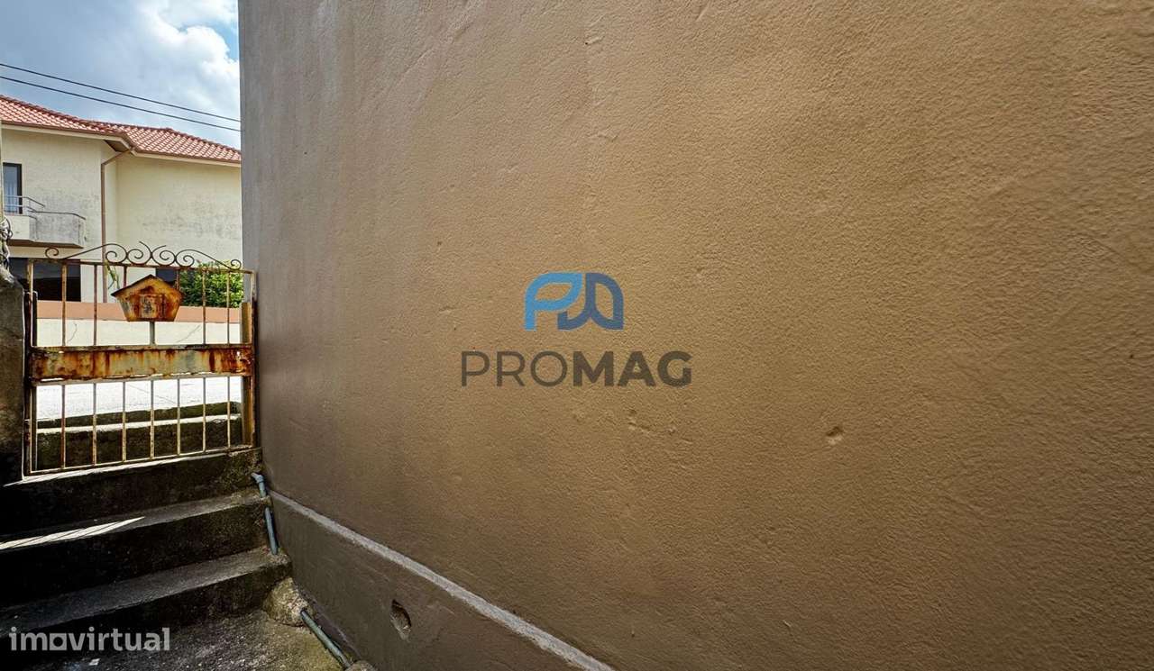 MORADIA TÉRREA T2 isolada, para REMODELAÇÃO em São Cosme, Gondomar - Grande imagem: 3/28