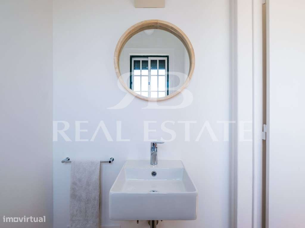 T3 com 1 Suite + Pátio comum e alguma VISTA RIO | RESTELO - Lisboa.-17