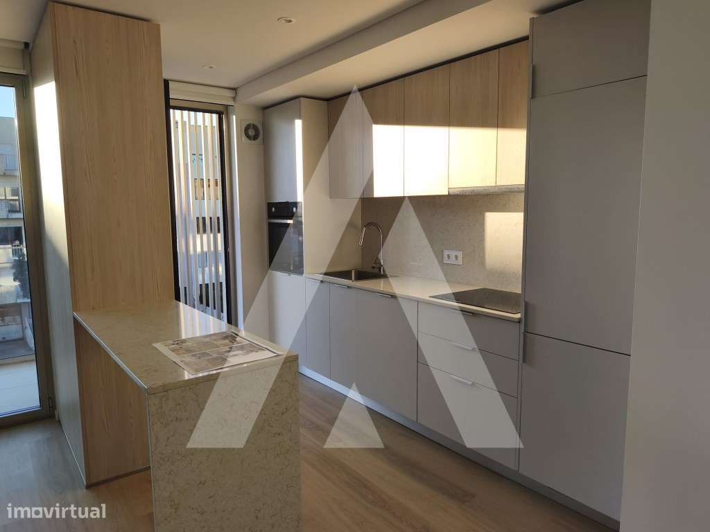 Apartamento T2 novo - Praia da Barra.-2