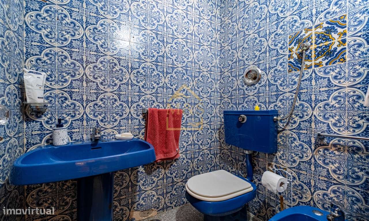 Moradia com comercio| Terreno 2900m2 |  Praia - Lavra-8