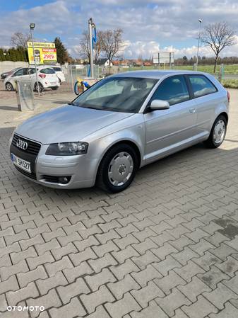 Audi A3 2.0 FSI Ambition - 1