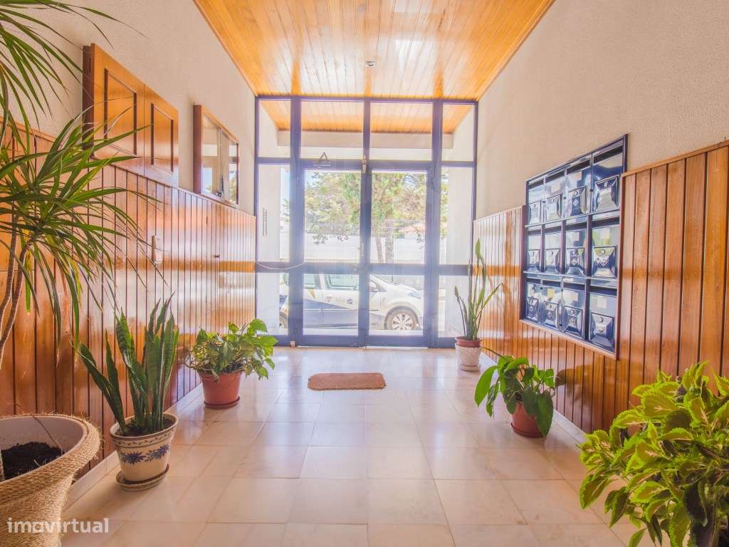 Apartamento T3 com garagem box, Sesimbra-27