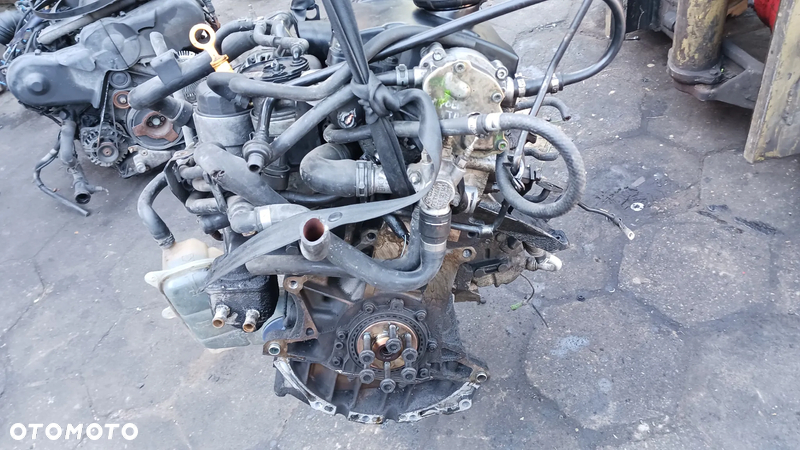 Silnik kompletny Wtryski pompa alternator 1.9 TDI AJM 115KM Volkswagen Passat Turan Audi A4 A6 SPRAWDZONY 220tys - 5