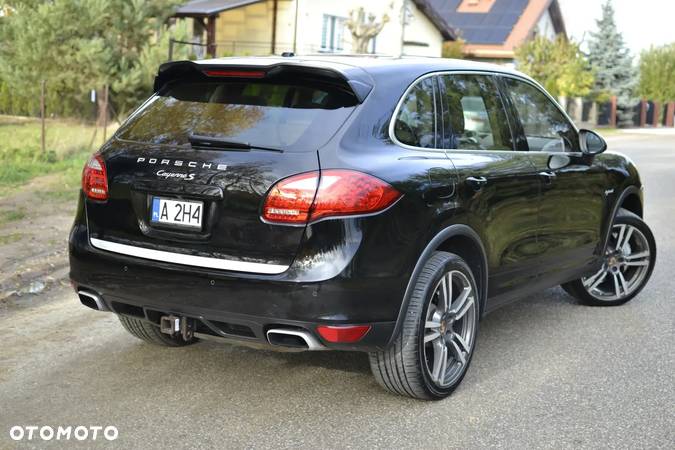 Porsche Cayenne - 7