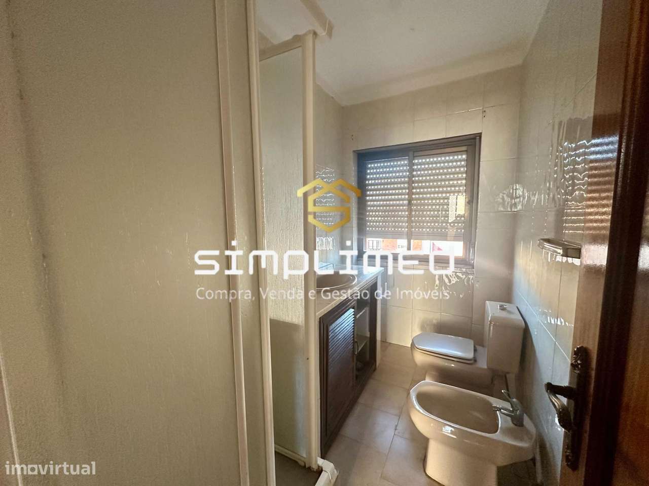 Apartamento T1 muito bem localizado ( FM/FF) - Grande imagem: 5/15