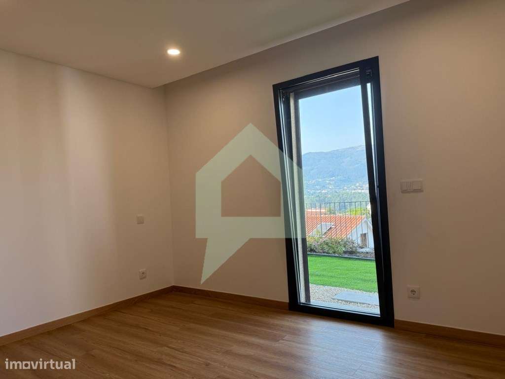 Moradia individual V3 com Piscina em Ribeira, Ponte de Lima-22