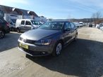 Volkswagen Jetta 1.6 TDI DPF Comfortline - 3