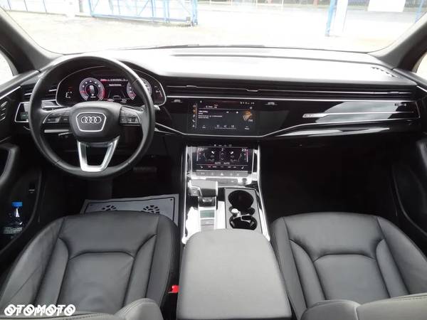 Audi Q7 - 16