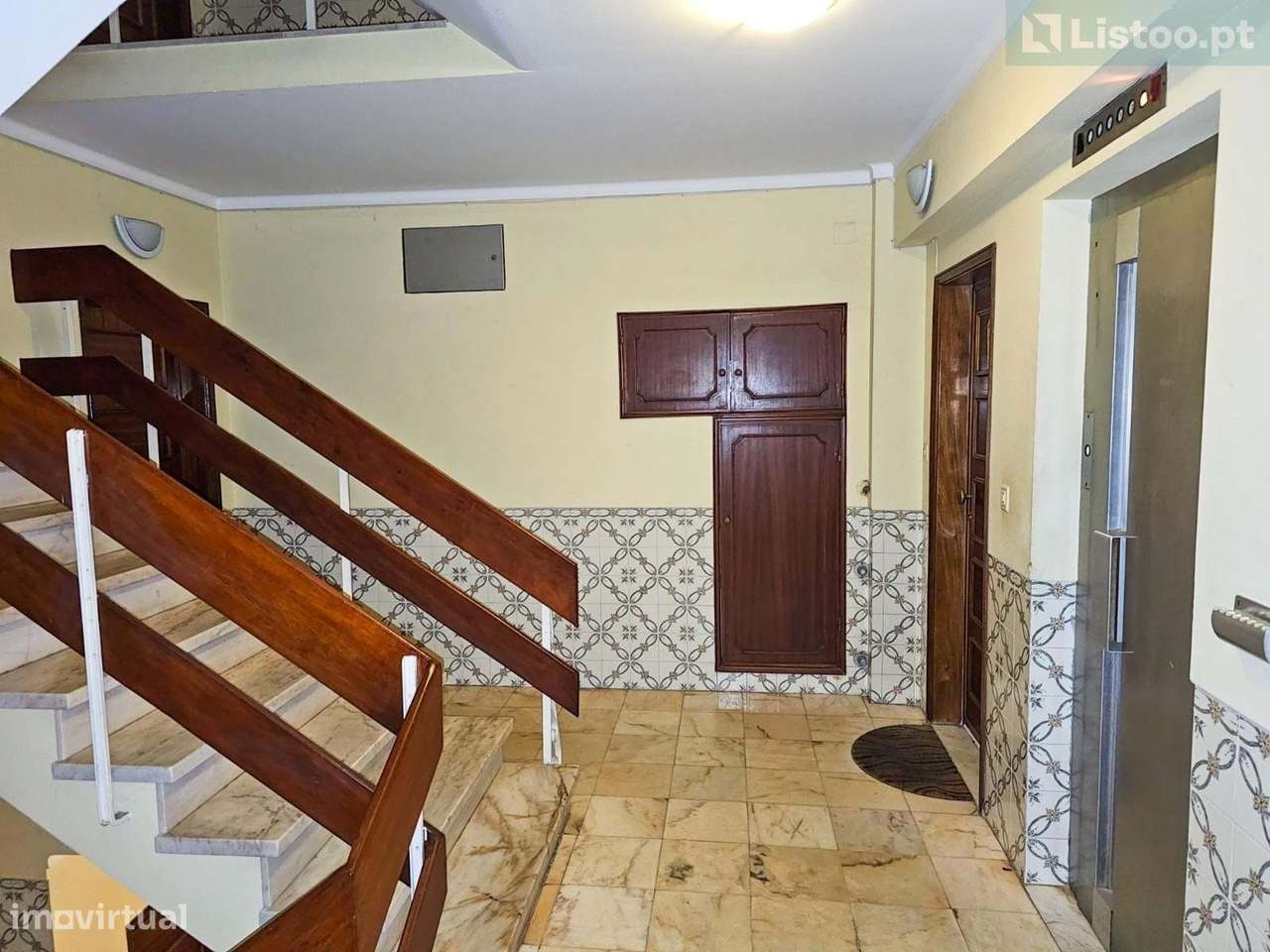 Apartamento T2+T1 com vista mar, no Monte Estoril-27