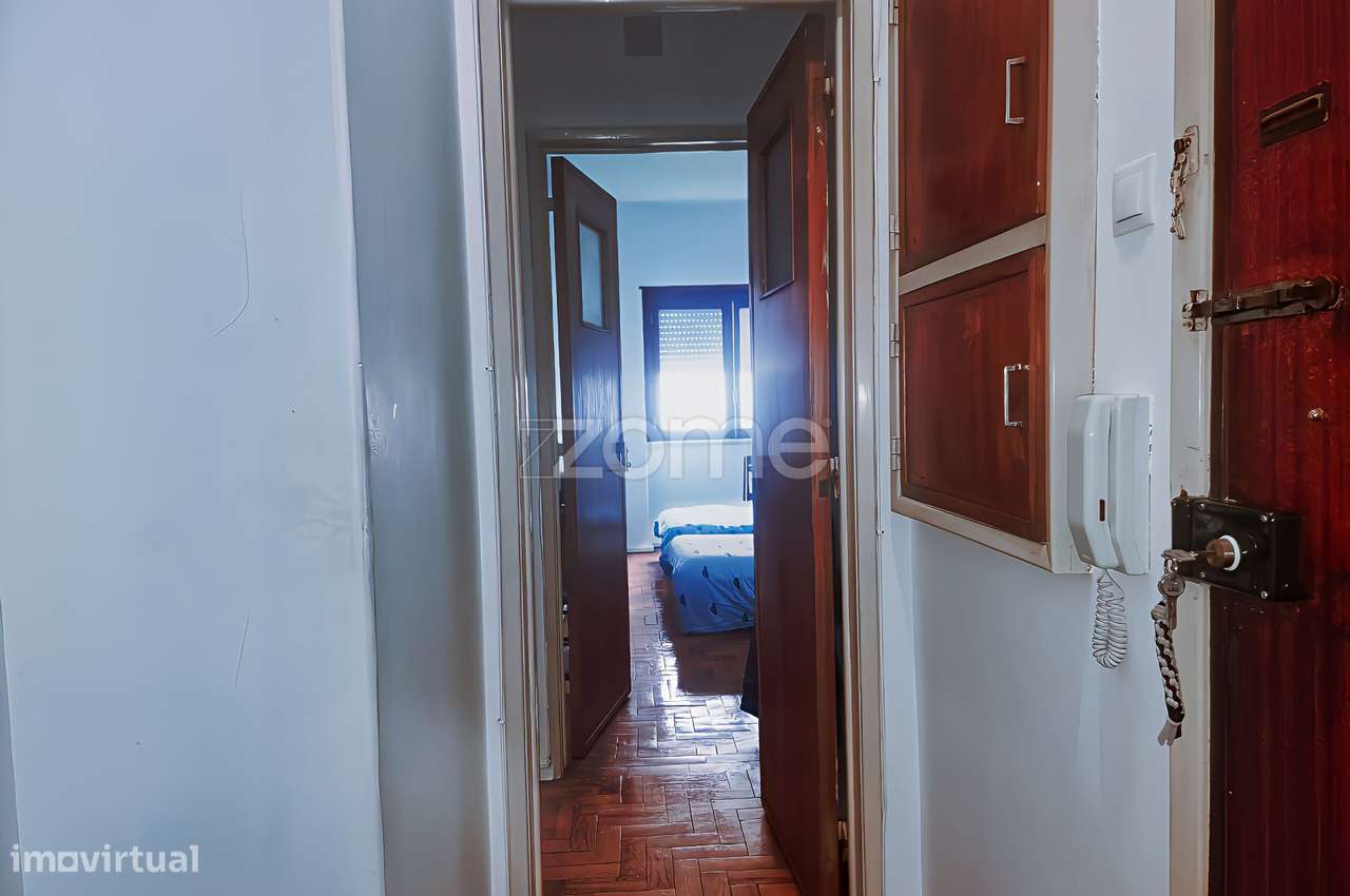 T2 Póvoa de Santo Adrião próximo a comércio, transportes e escolas-7