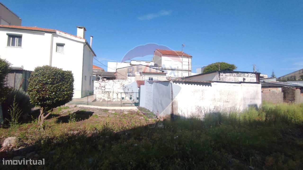 Moradia T5 para venda - Grande imagem: 1/8
