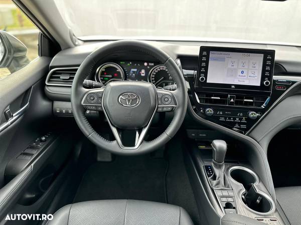 Toyota Camry 2.5 Hybrid Exclusive - 16