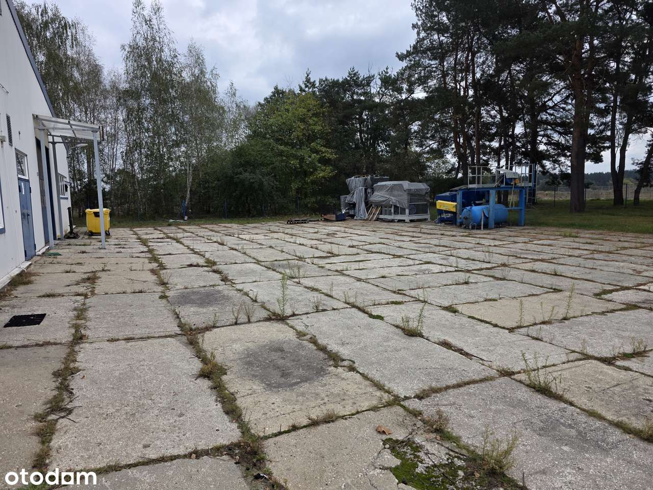 budynek biurowo-magazynowy-13