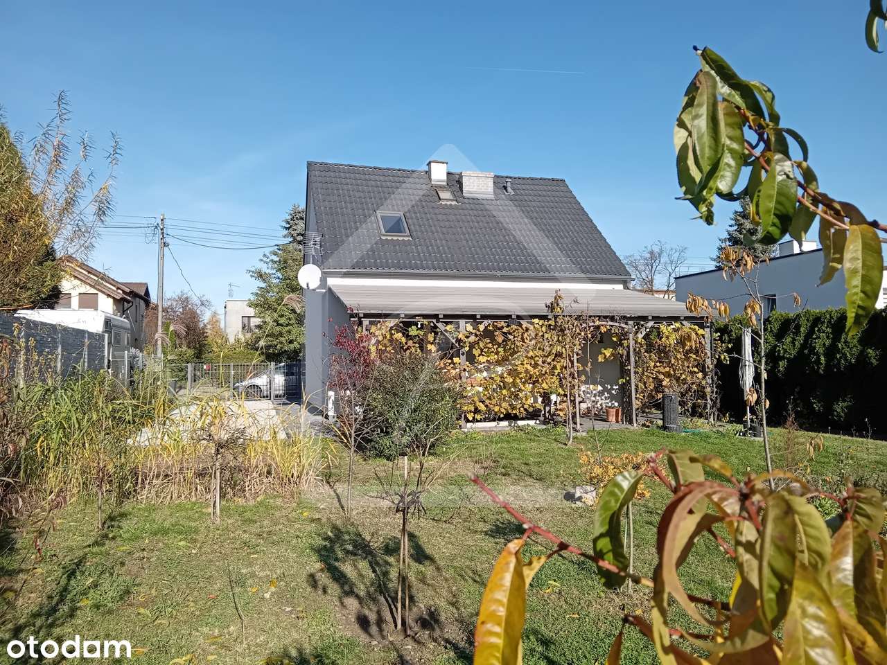 Zadbany dom po gruntownym remoncie, bardzo duża działka - Pełny obrazek: 5/20