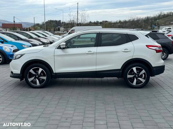 Nissan Qashqai 1.5 dCi TEKNA - 2