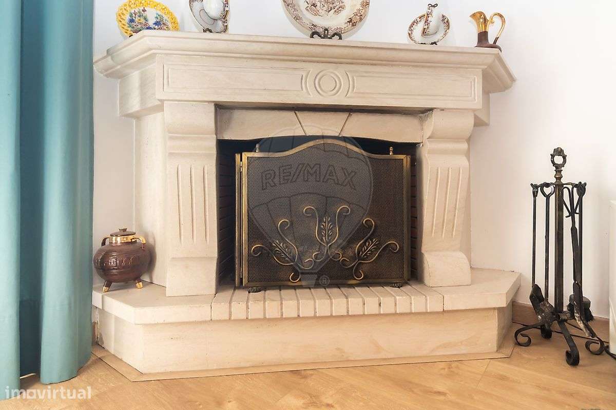 Moradia Geminada T3+2 – Quinta do Conde para venda-32