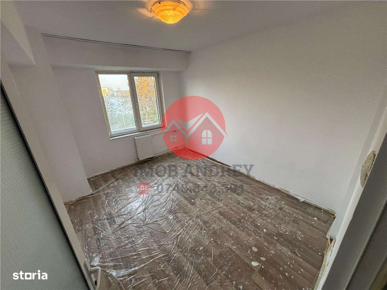 Apartament 2 camere central, etaj 2, vedere lac Ciuperca - Imagine principală: 5/7