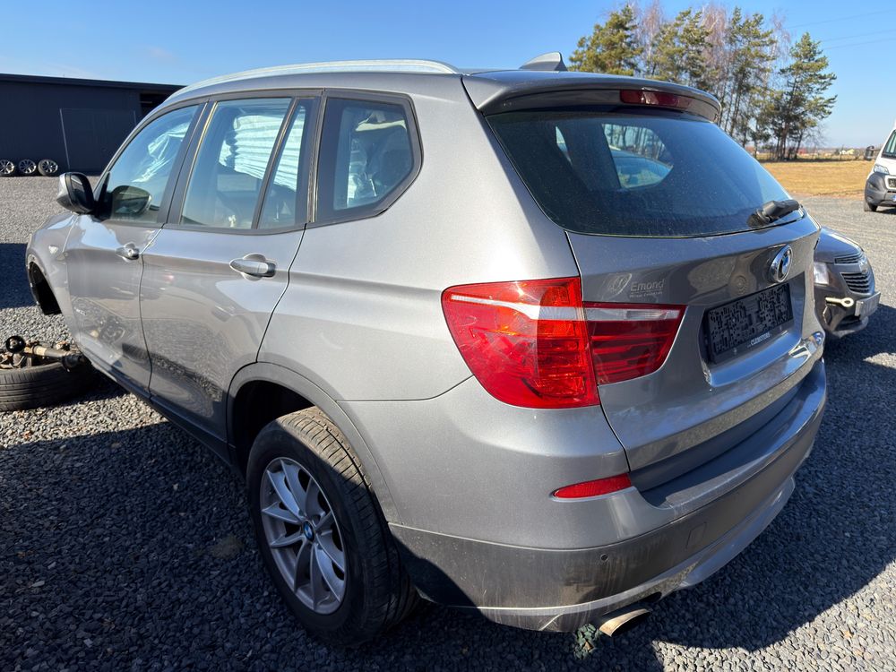 BMW X3 F25 xDrive20d xLine 2011