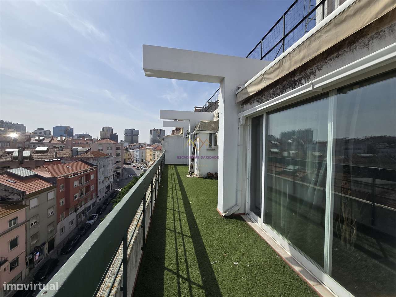 Penthouse T6 Com Terracos E Vistas Panoramicas Em Campolide