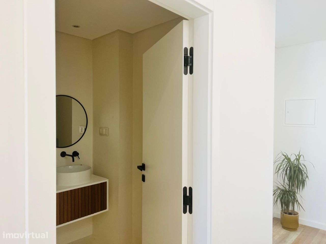 Moradia T4 com garagem baixa de Faro-32