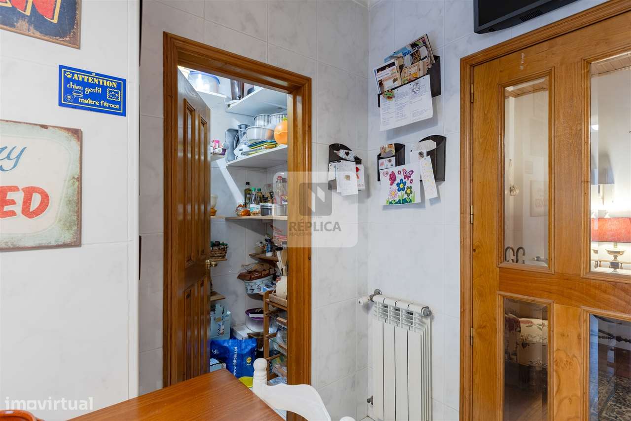 Apartamento T4 Com áreas generosas em Vilar do Paraíso-10