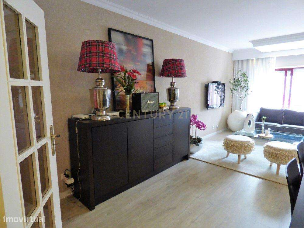 T2  Para arrrendamento na Ramada - Odivelas - Sem mobília - Grande imagem: 4/23