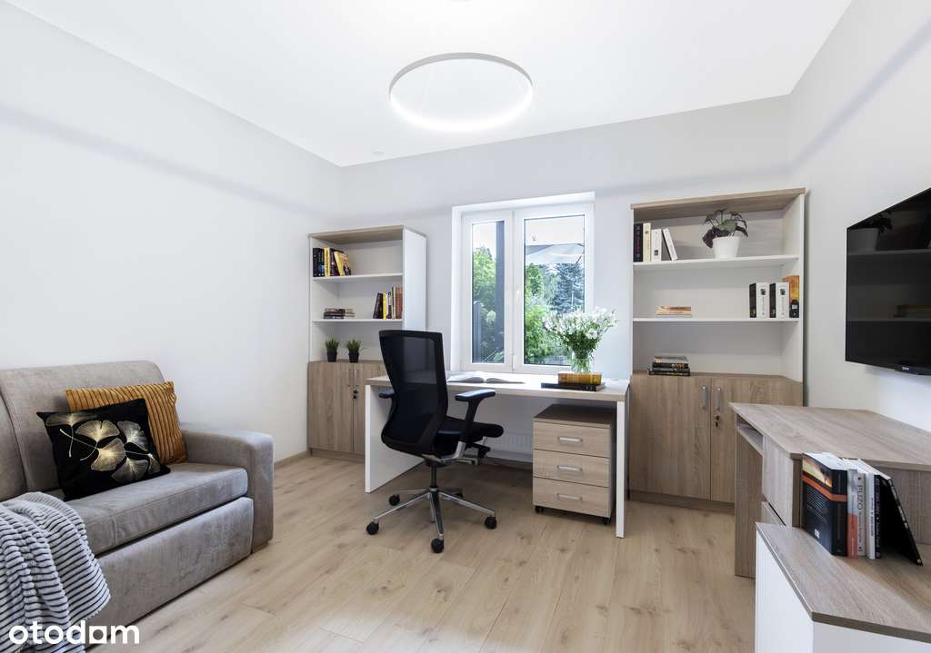 Dom wolnostojący, 250m2, garaż, 4 m.postojowe-11