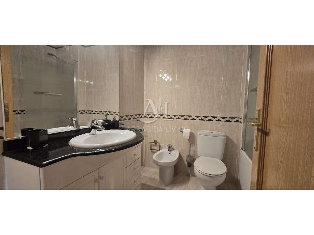 Apartamento T3 com otimas áreas a 5 minutos da Avenida Luisa Todi-25