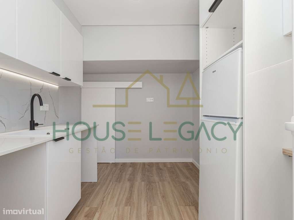 Apartamento T2 - Custóias-3