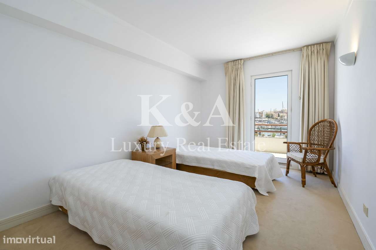 Apartamento T3 na Marina de Vilamoura, Algarve.-17