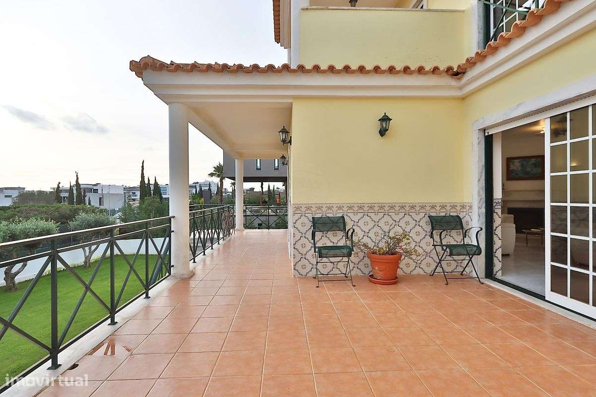 Moradia T4 para venda-10