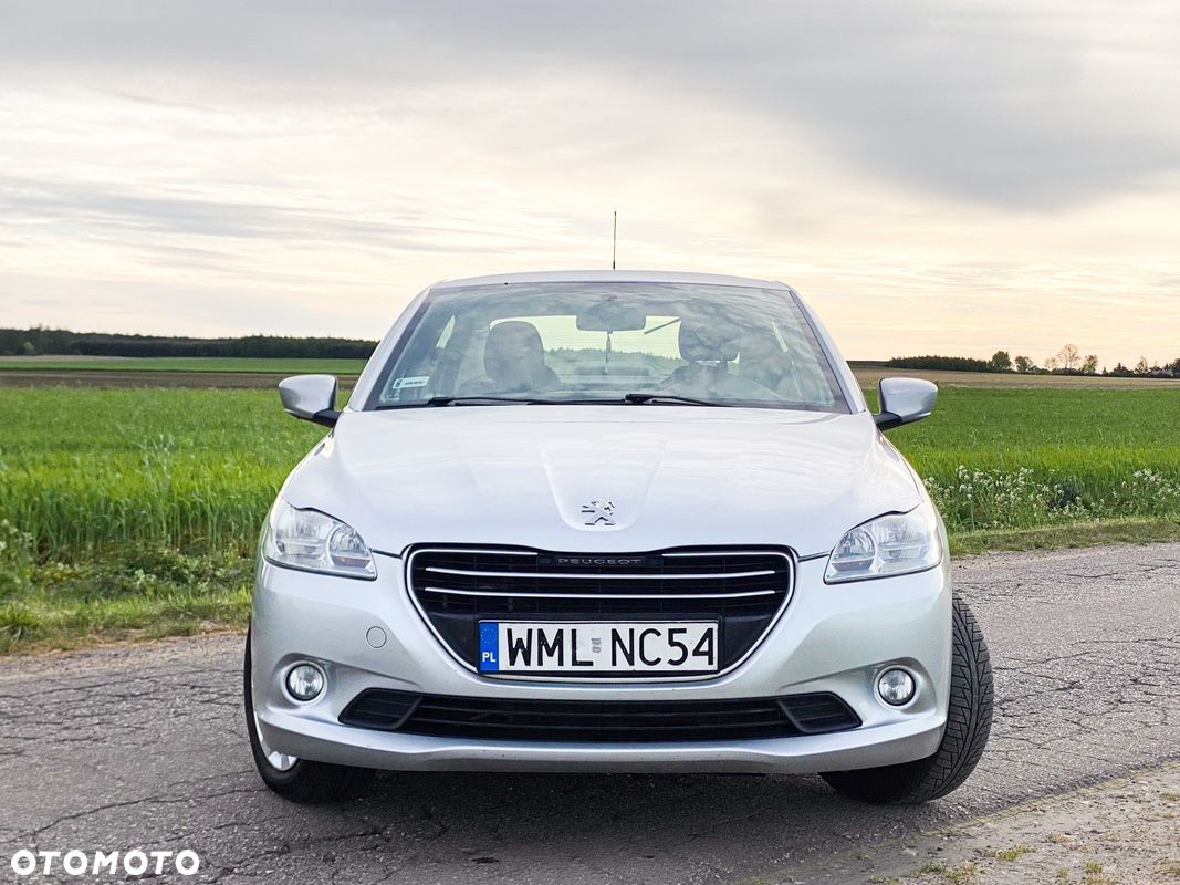 Peugeot 301 1.6 VTi Active - 3