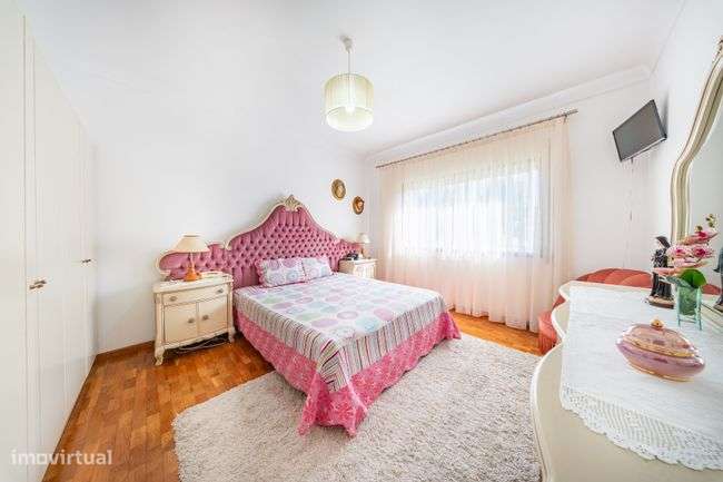 Moradia T4 à venda em Vila Nova de Famalicão-13