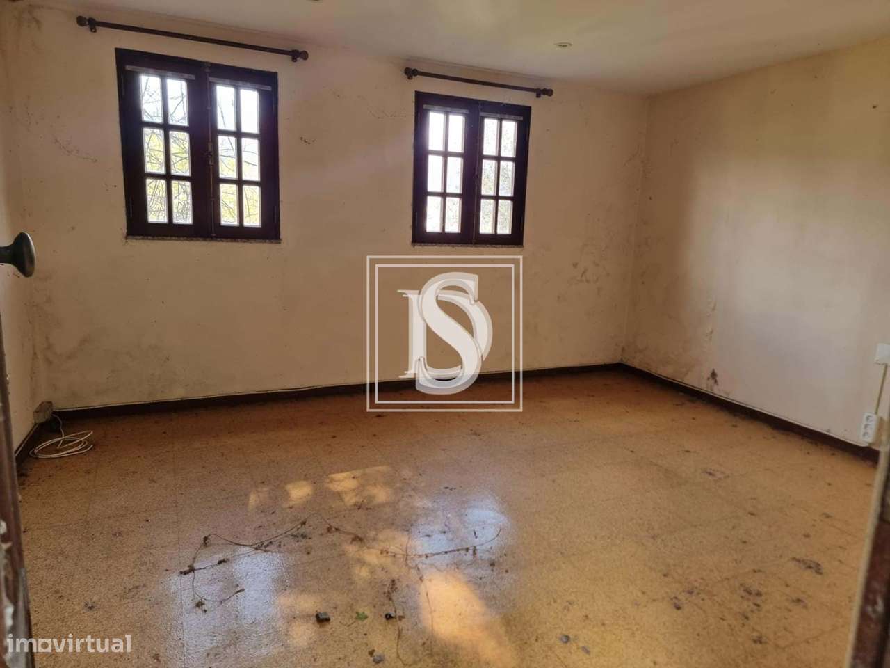 Moradia Isolada T3 em Parada do Bouro-7