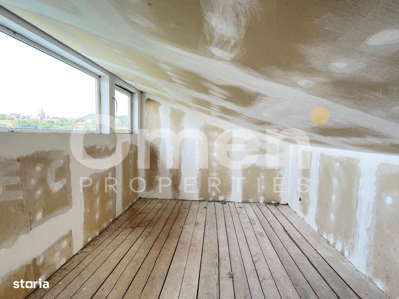 Casa de vânzare Tăuții-Măgherăuș de 370mp si 60 de ari teren - Imagine principală: 5/7