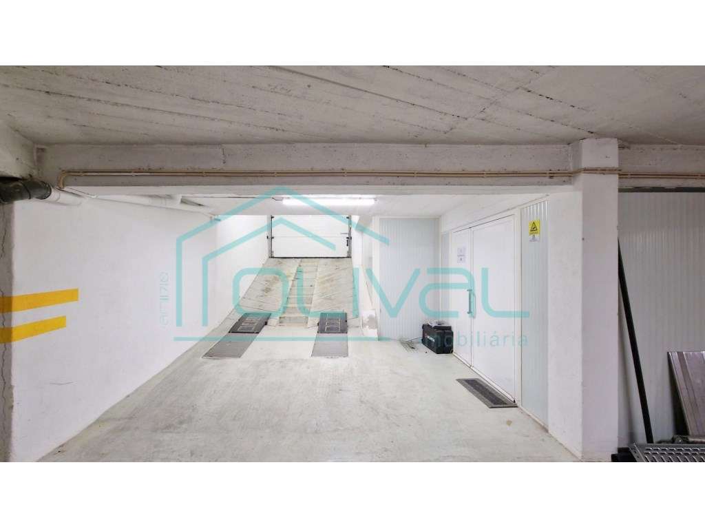 T3 com parqueamento Samora Correia-31