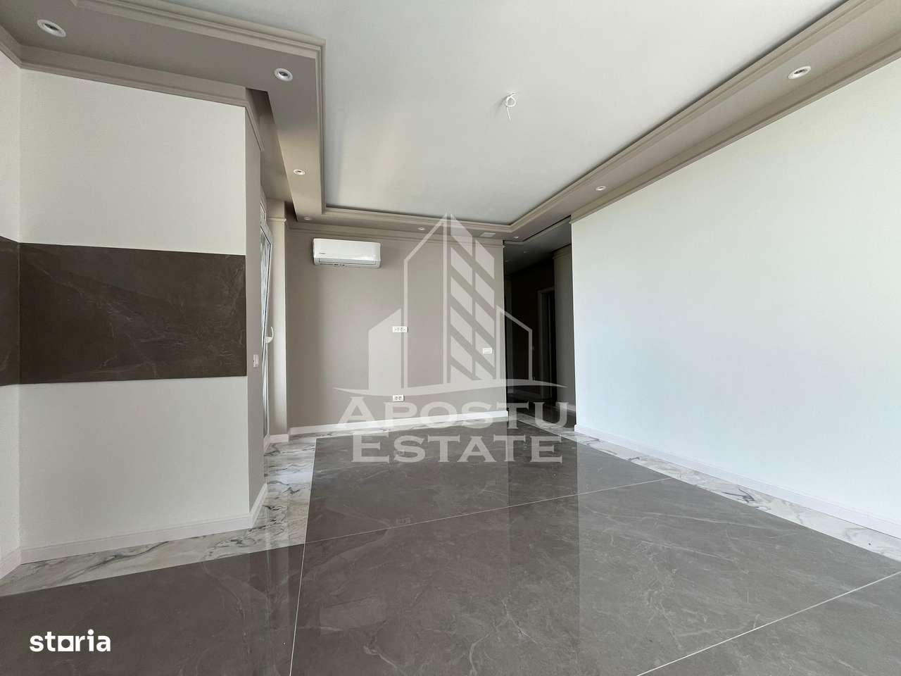 Apartament cu 3 camere open space Torontalului - Imagine principală: 3/9