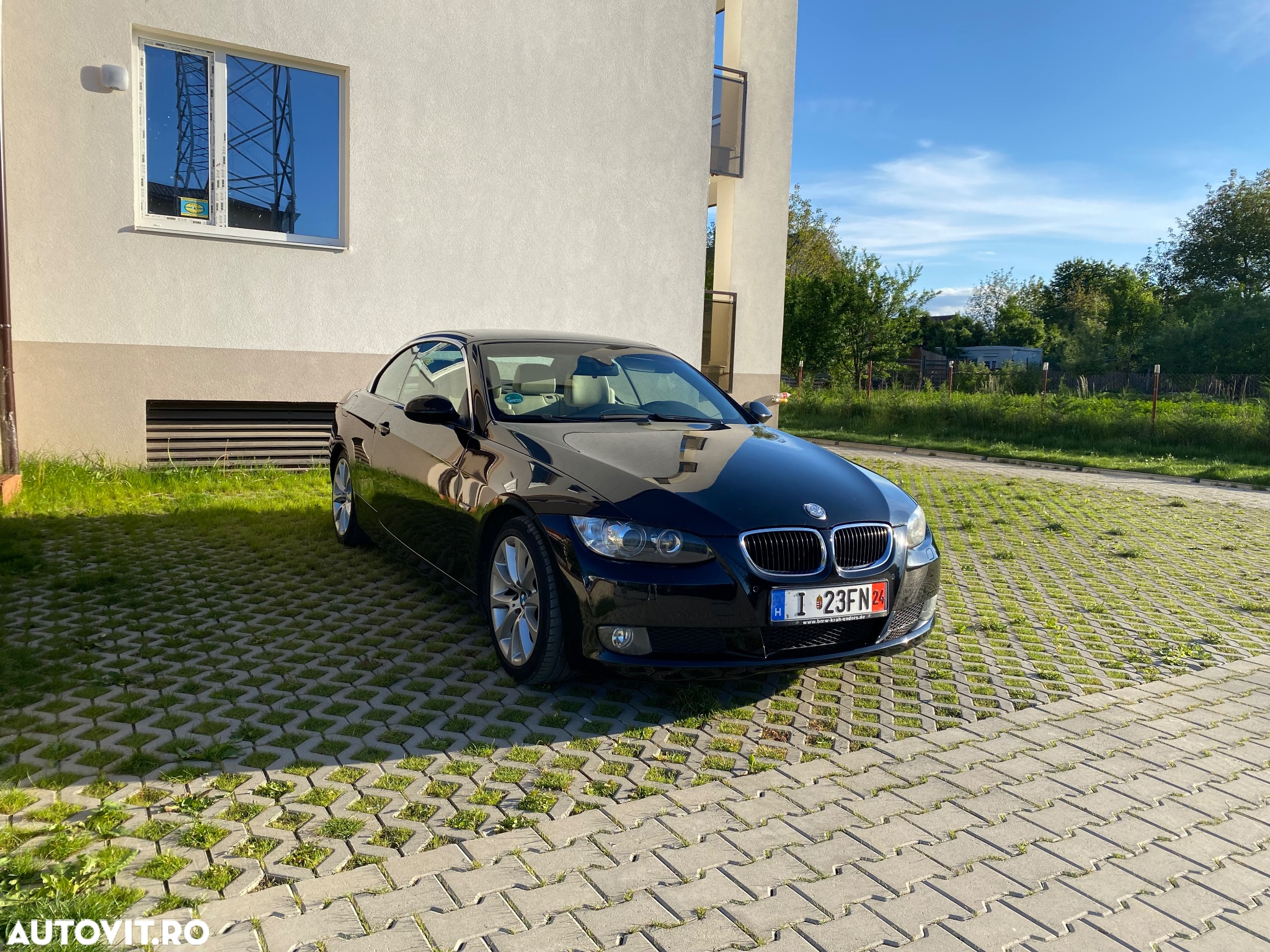 BMW Seria 3 320d DPF Cabrio Aut. - 12