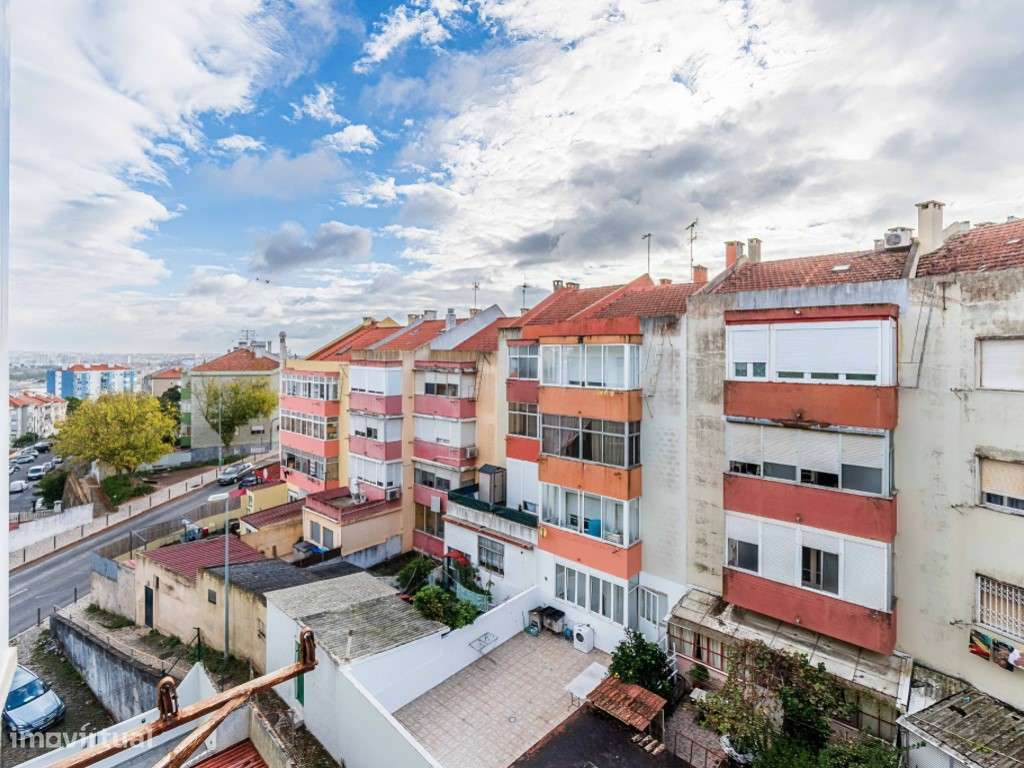 T3 Totalmente Remodelado - Avenida D. José I, Amadora-48