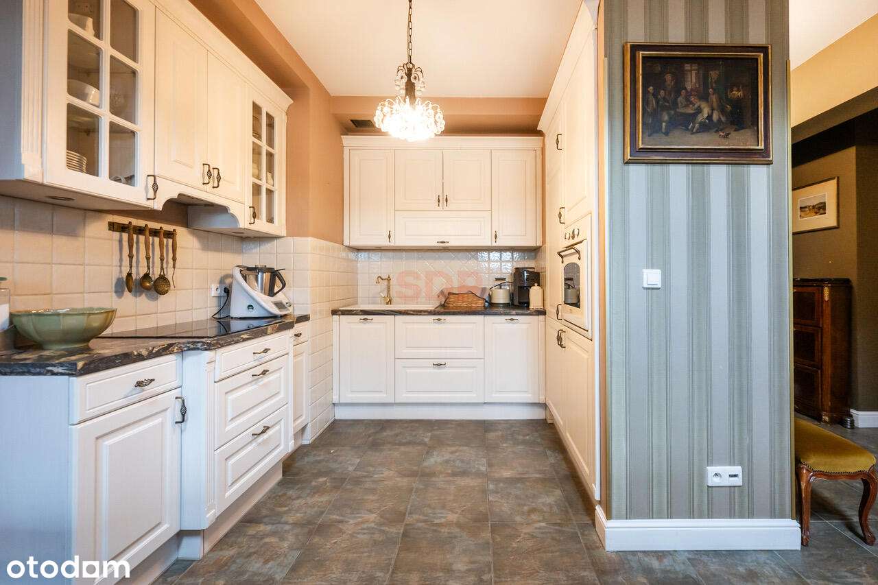 3 pokoje, balkon, winda, kom. 2 garaże - Pełny obrazek: 4/15