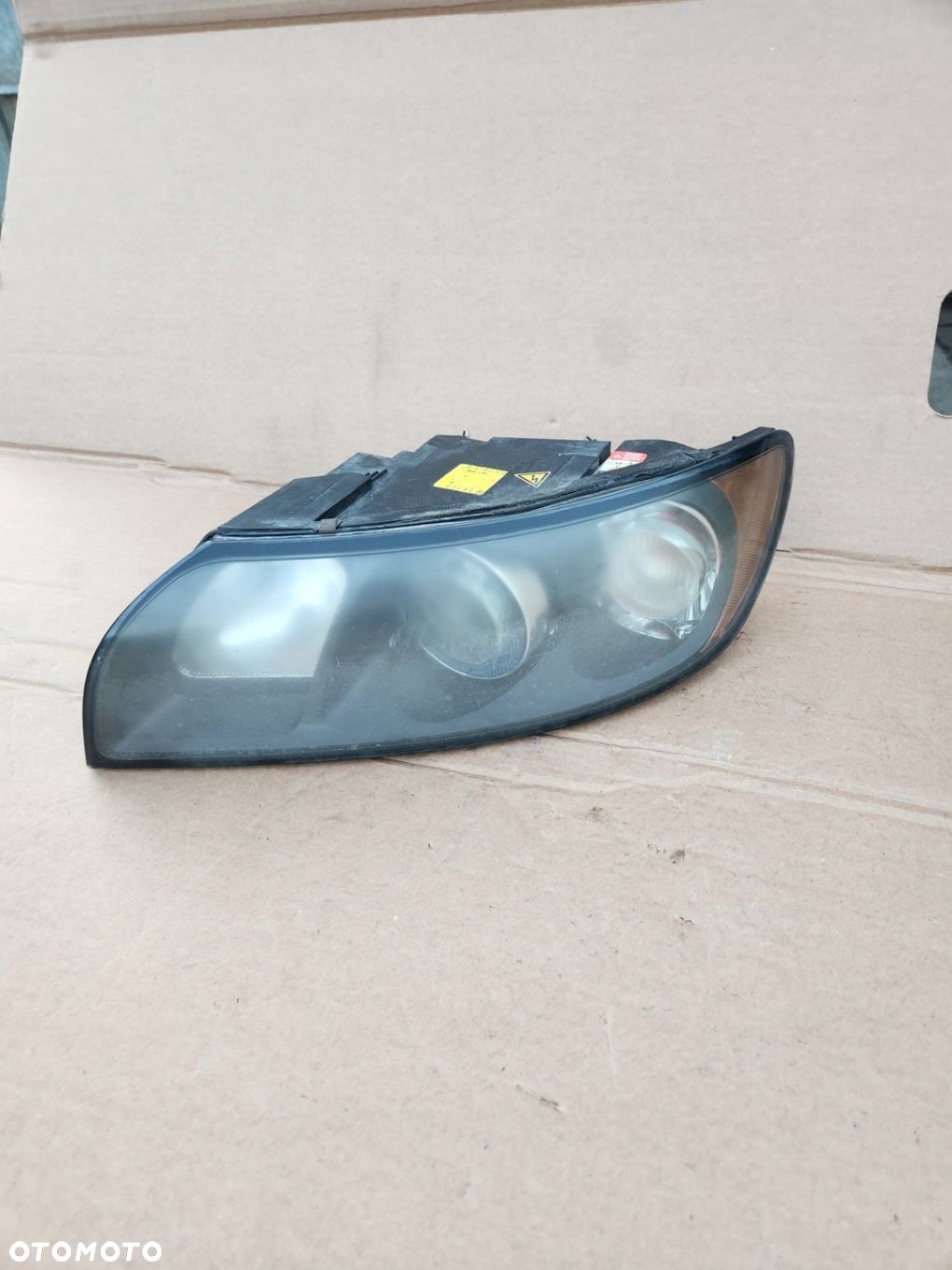 LAMPA LEWA VOLVO V50 S40 XENON 30678902 - 1